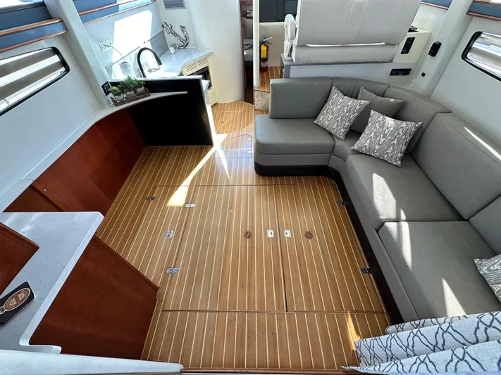 Phantom 42 Yacht Photos Pics 