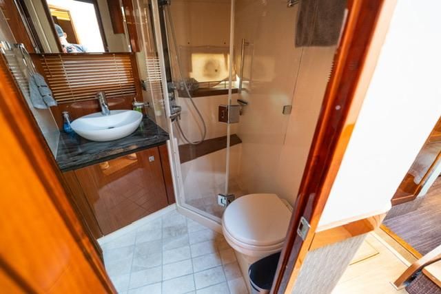 2015 Sea Ray 51 