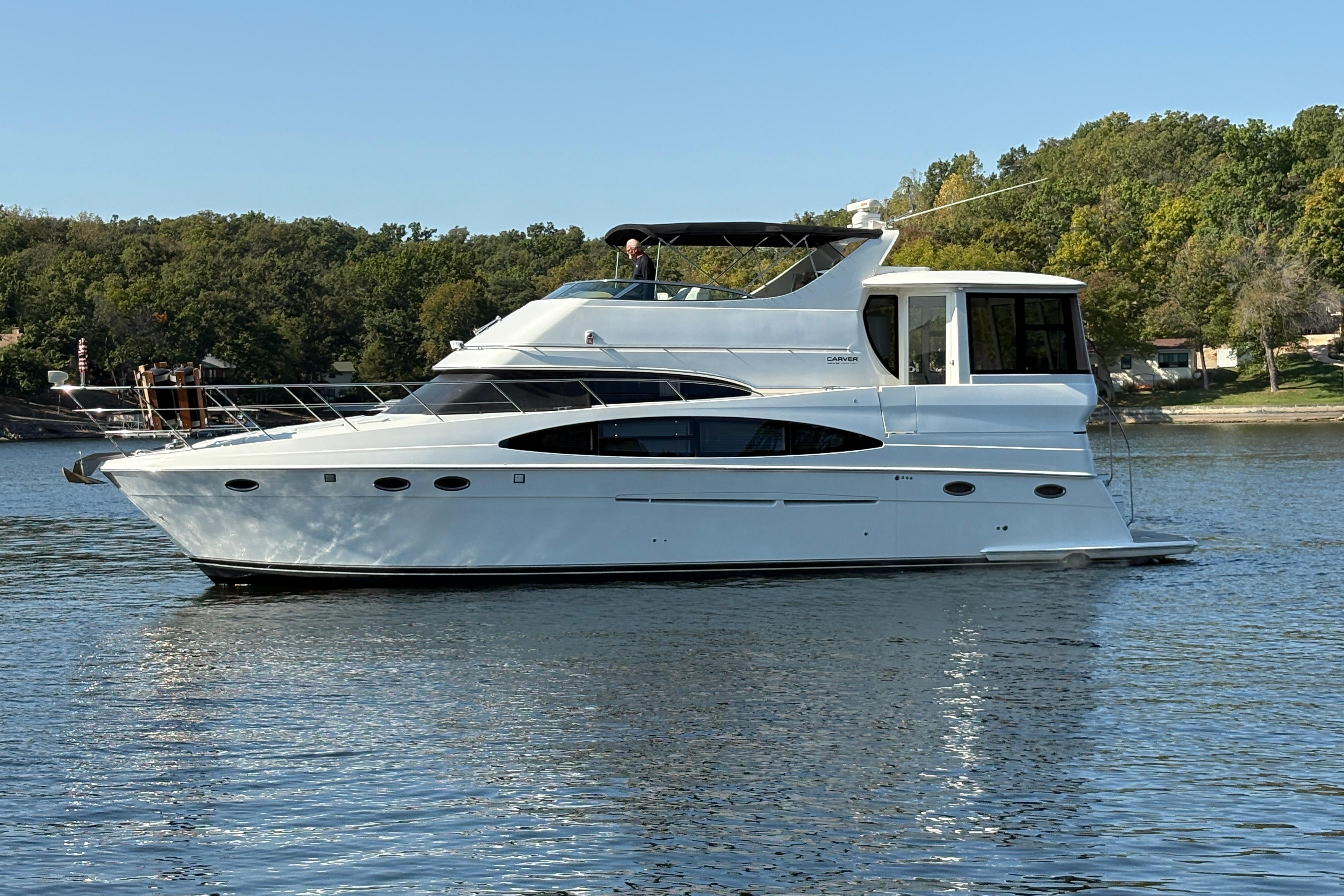 Carver 506 Motor Yacht