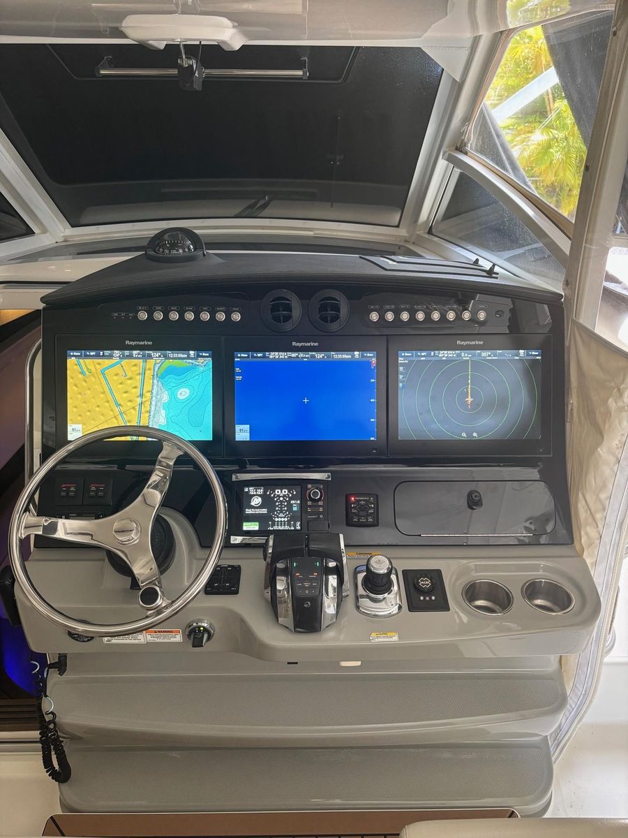 2017 Boston Whaler 42 