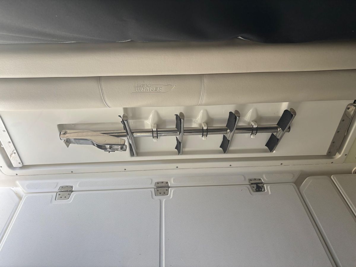 2017 Boston Whaler 42 