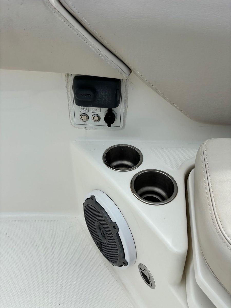 2017 Boston Whaler 42 