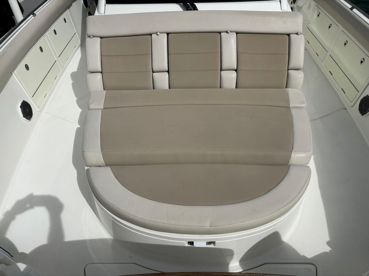 2017 Boston Whaler 42 