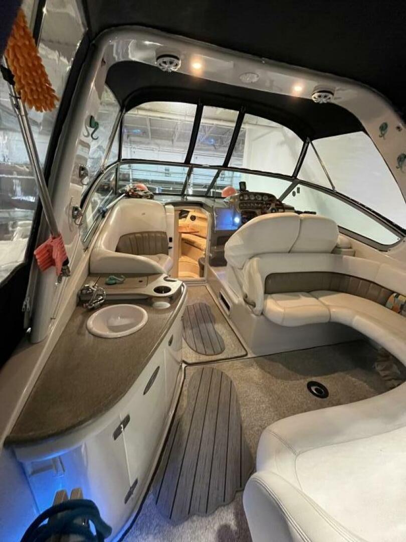 2004 Four Winns 288 Vista Cruiser for sale YachtWorld