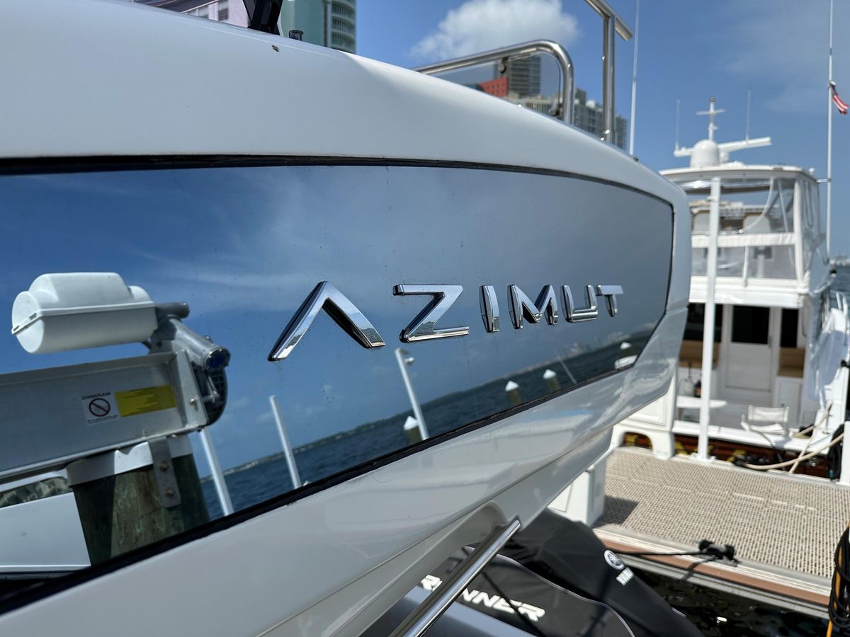2013 Azimut 53 