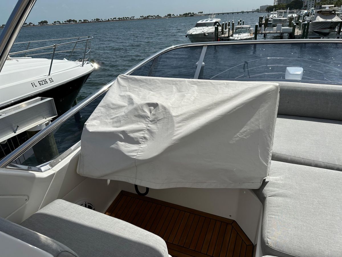 2013 Azimut 53 
