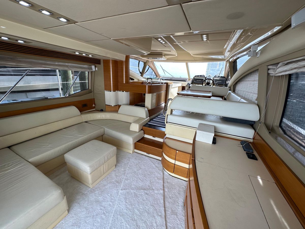 2013 Azimut 53 