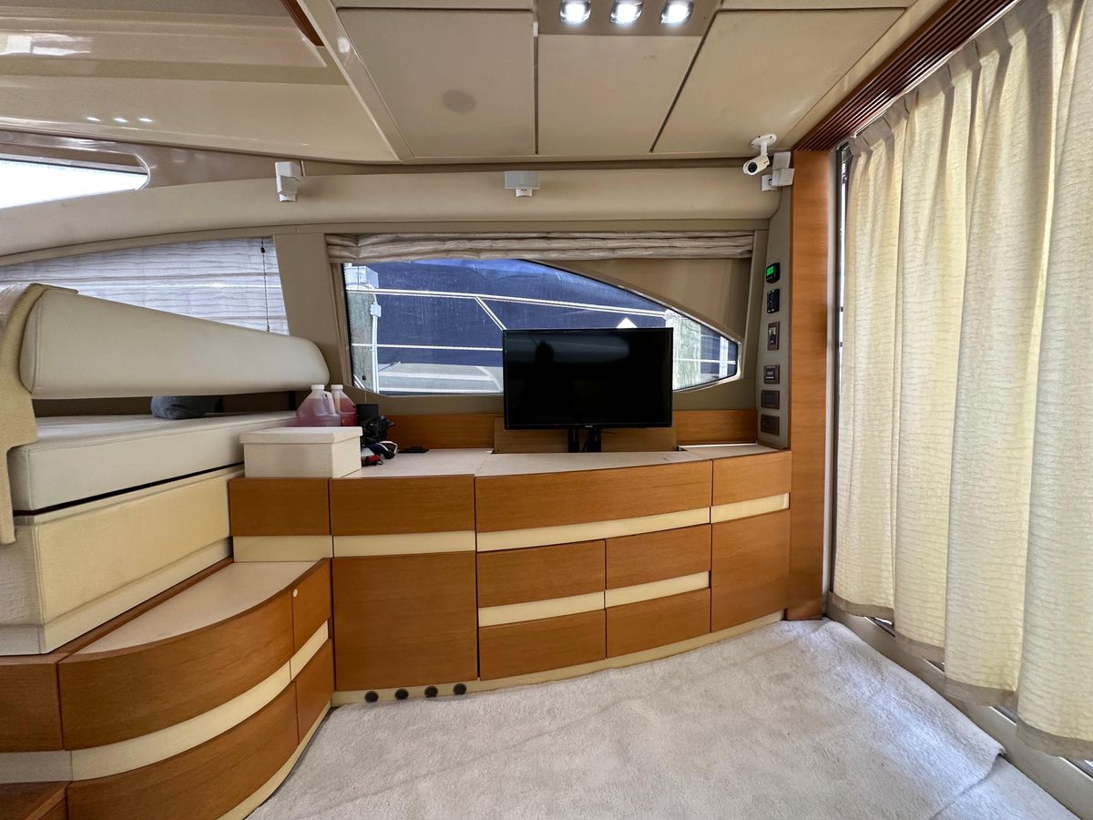 2013 Azimut 53 