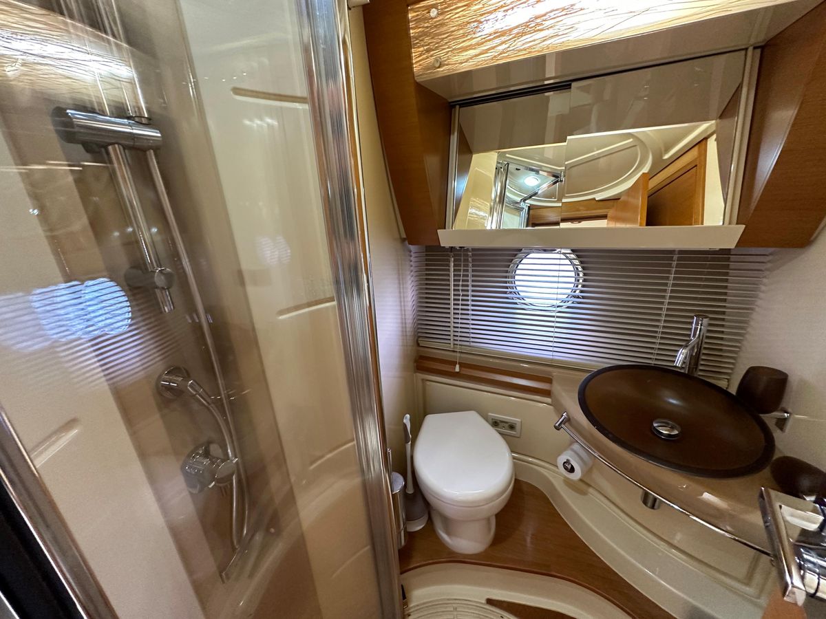 2013 Azimut 53 