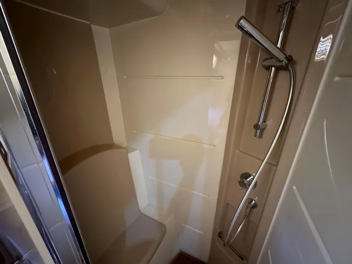 Ragnar Yacht Photos Pics 