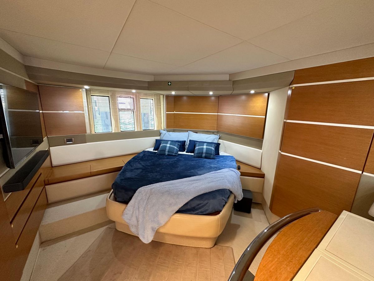 2013 Azimut 53 
