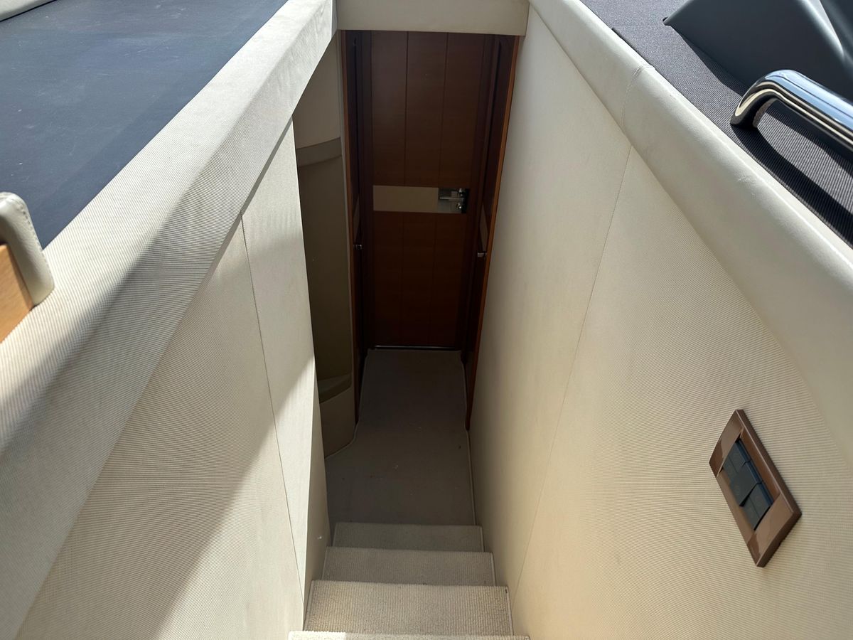 2013 Azimut 53 