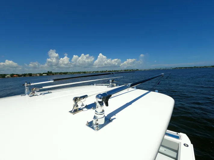 G-force Yacht Photos Pics 