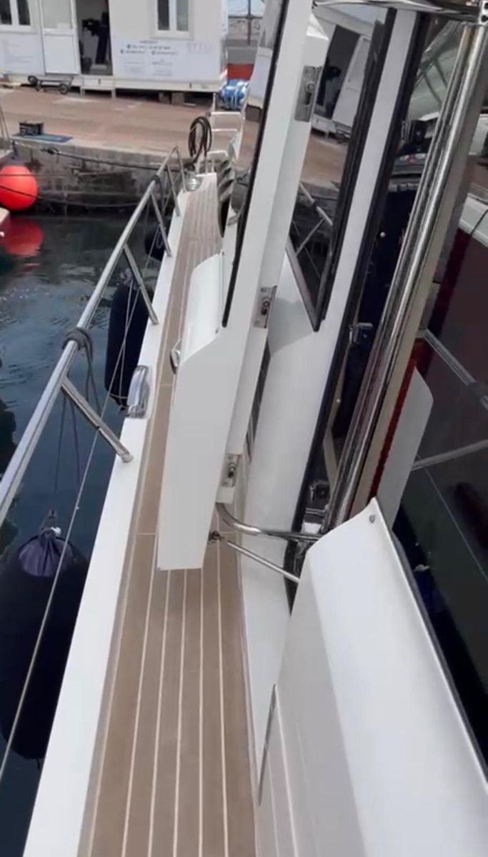 2006 Princess 73 