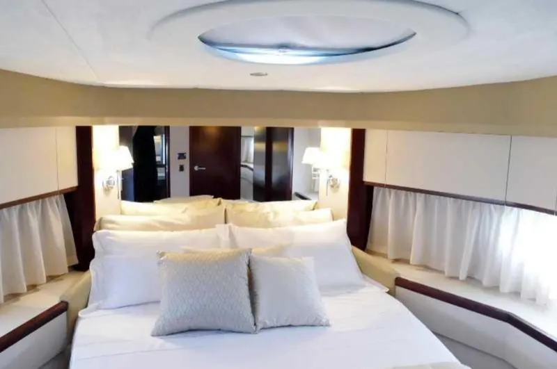  Yacht Photos Pics PRINCESS V70 2006 USED YACHT FOR SALE