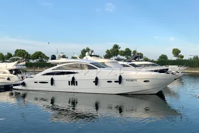 2006 Princess V70