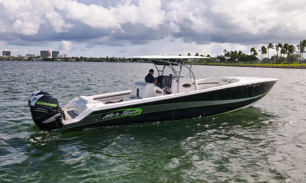 2014 Nor-Tech 390 Sport Cuddy