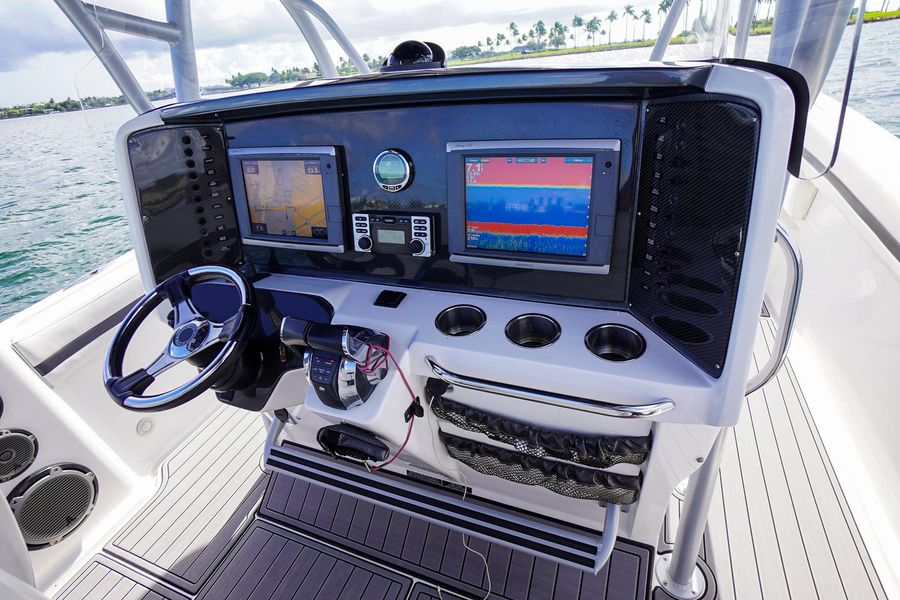 2014 Nor-Tech 390 Sport Cuddy