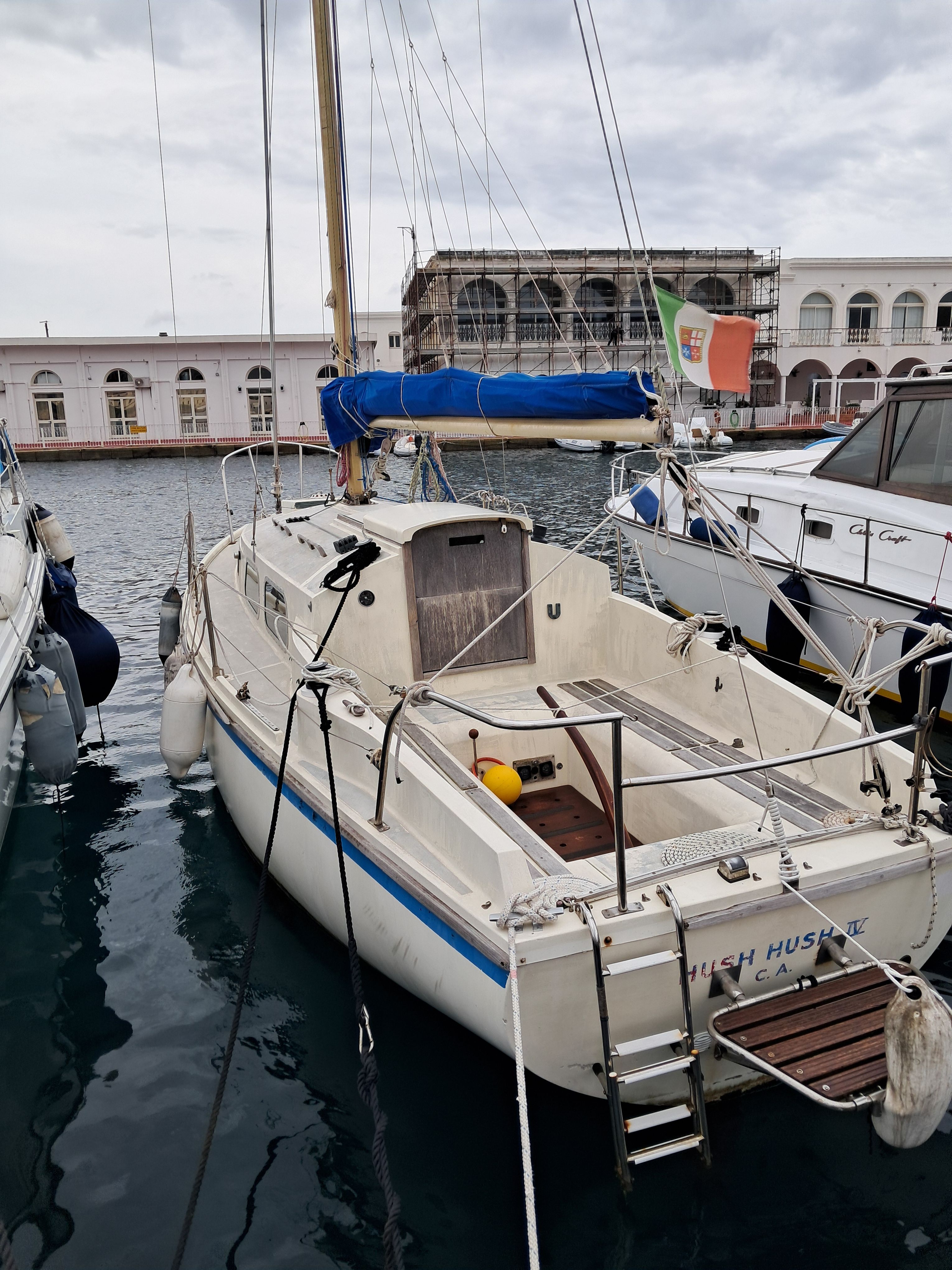 1971 Weatherly Centaur 26