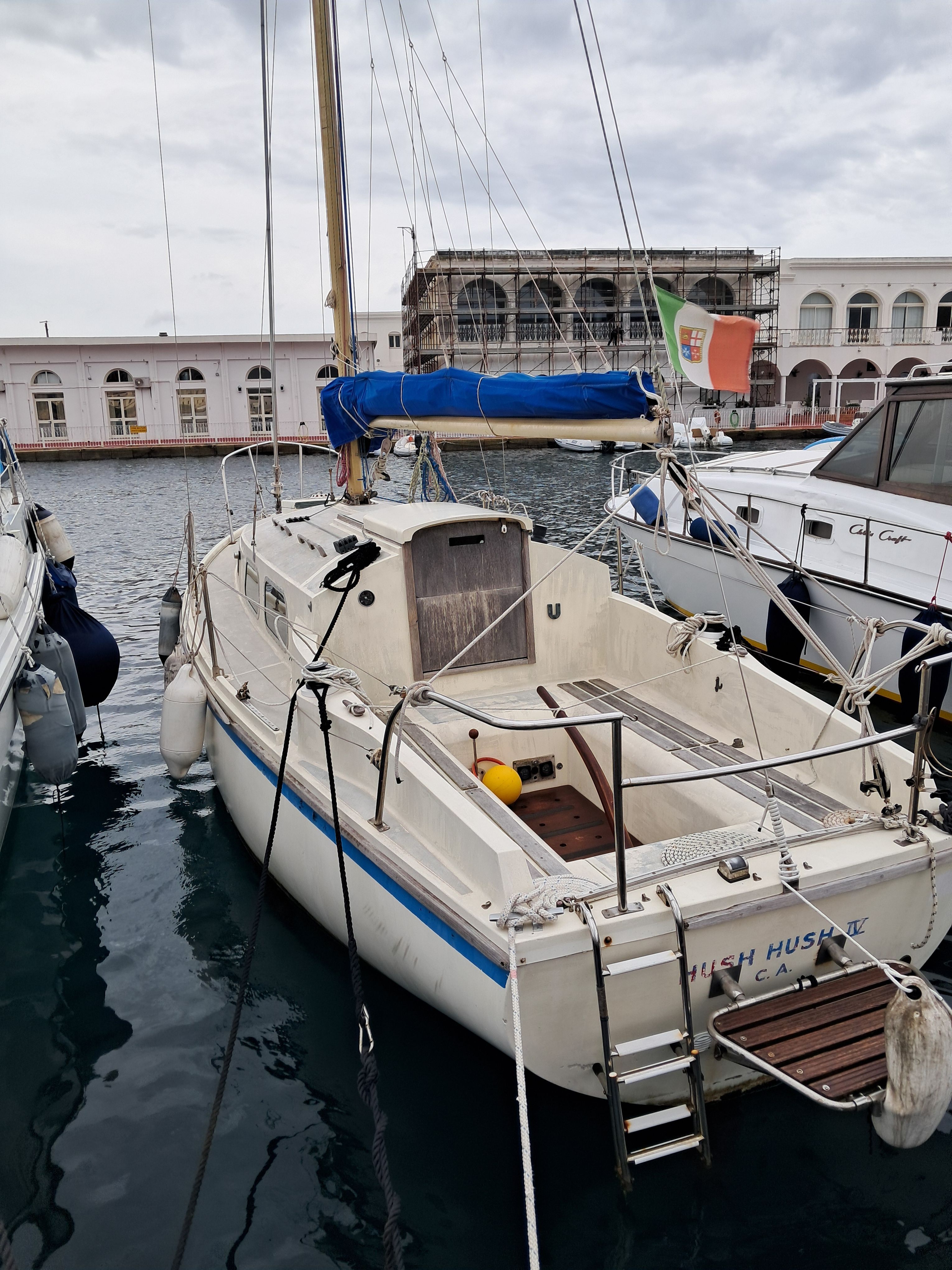 1971 Weatherly Centaur 26