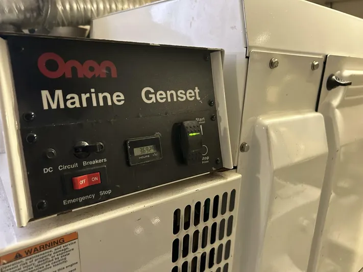 Rusty Yacht Photos Pics Onan Marine Genset control panel on 2006 Viking 52 Convertible yacht.