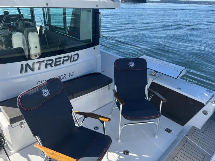 Intrepid Yacht Photos Pics 