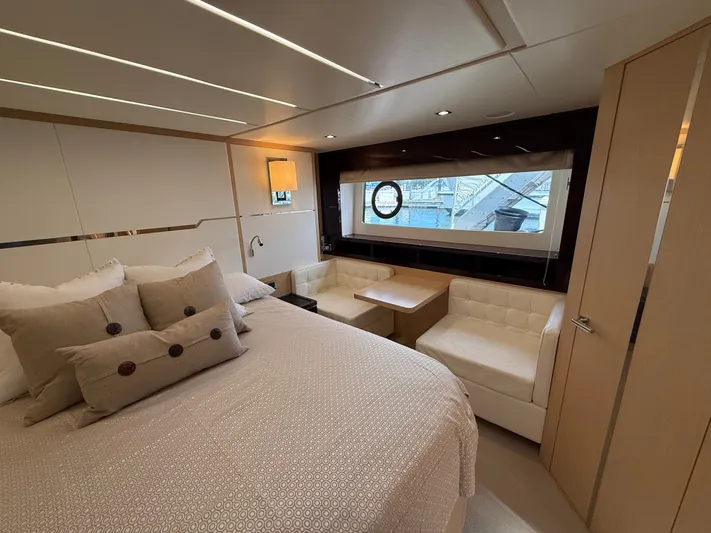 Afta Party Yacht Photos Pics 