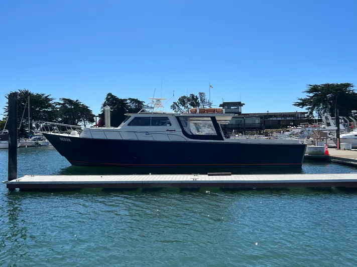 Heron Yacht Photos Pics 