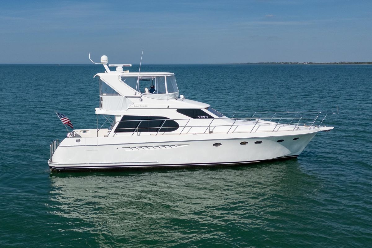 2007 Ocean Alexander 52 