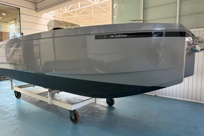 2025 De Antonio Yachts E23