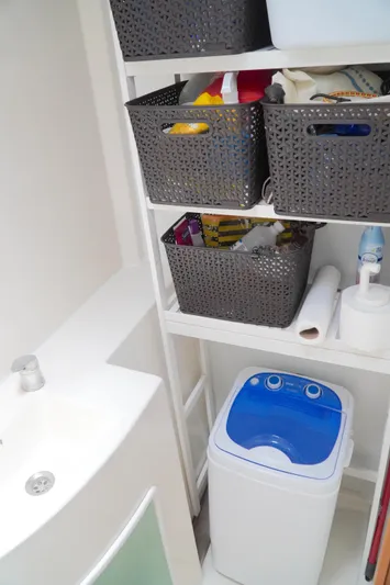 Red Yacht Photos Pics 