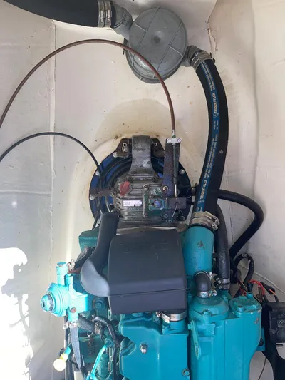 Red Yacht Photos Pics 