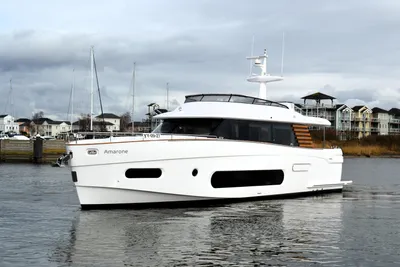 2023 Azimut Magellano 66