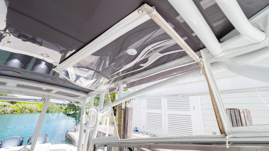 2018 Intrepid 430 Sport Yacht