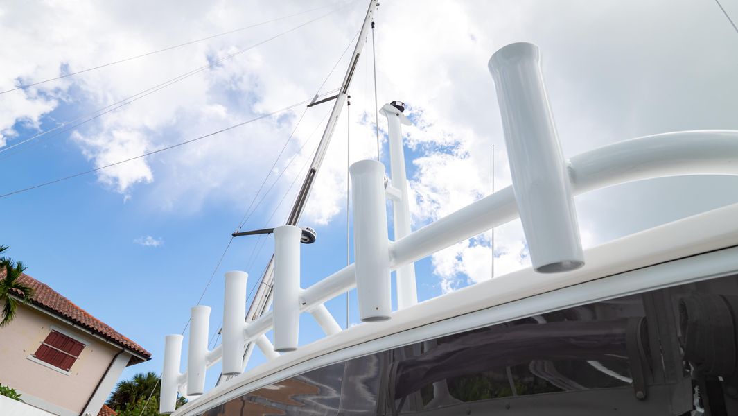 2018 Intrepid 430 Sport Yacht