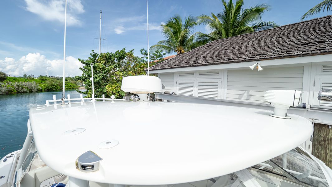 2018 Intrepid 430 Sport Yacht