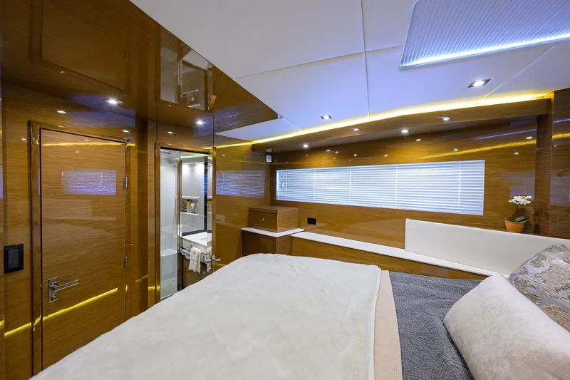 Unorthodocs Yacht Photos Pics Luxurious interior of 2018 Cruisers 60 Cantius Fly yacht with modern wood finishes.