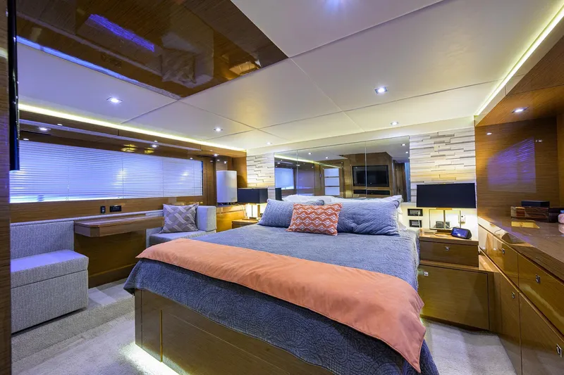 Unorthodocs Yacht Photos Pics Luxurious bedroom interior of 2018 Cruisers 60 Cantius Fly yacht with modern decor.