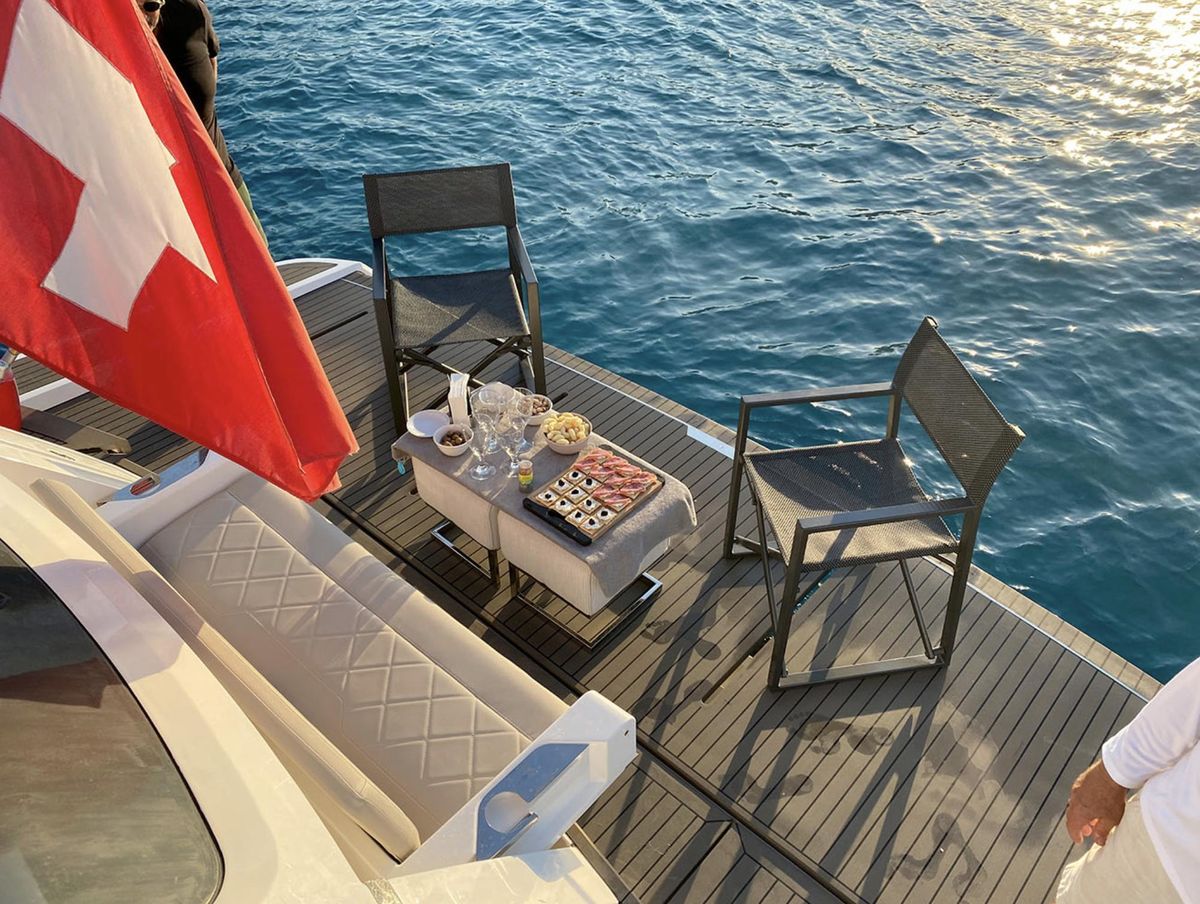 2019 Fairline 66 