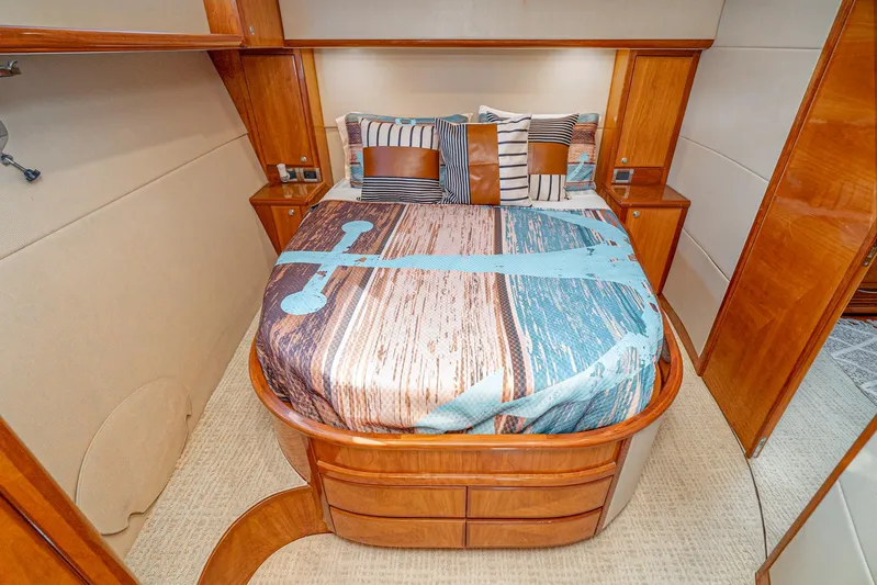 Nick Of Time Yacht Photos Pics 