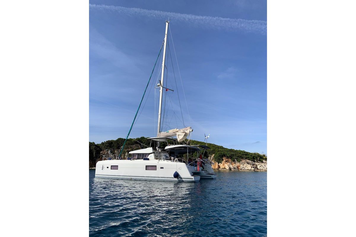 2017 Lagoon 42 
