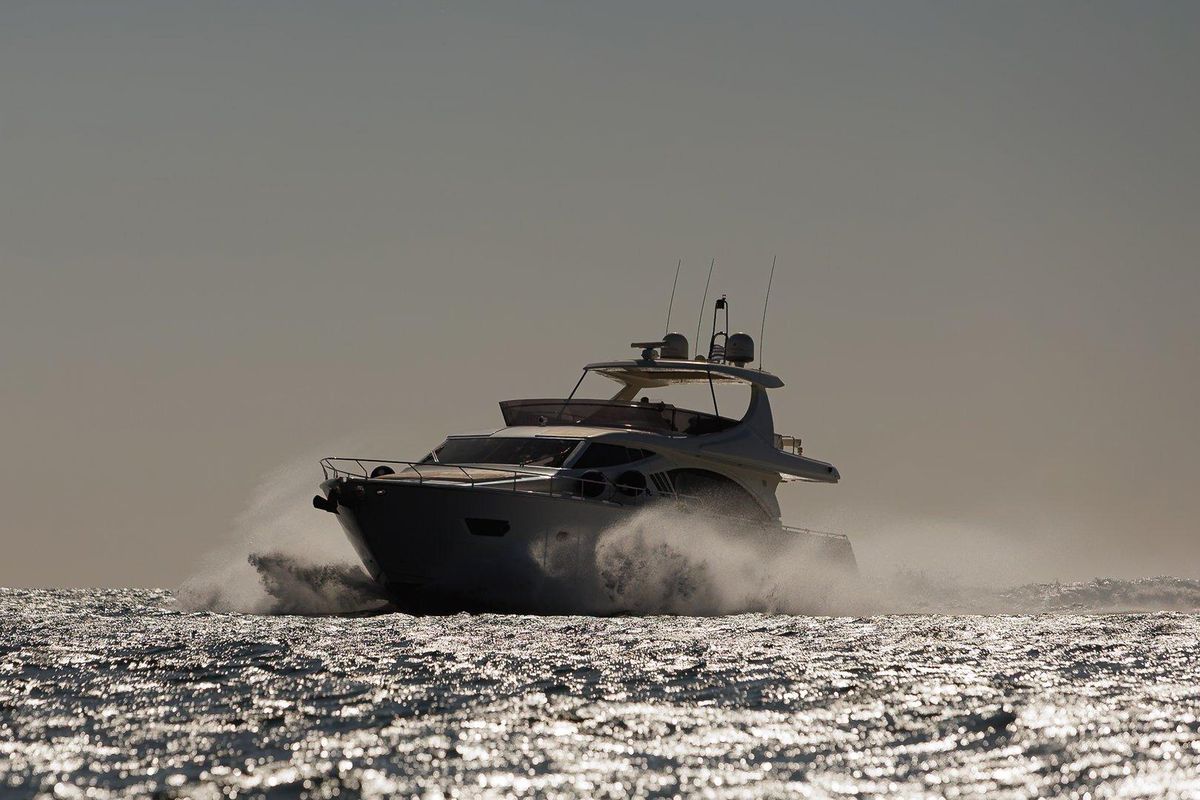 2013 Ferretti Yachts 75 
