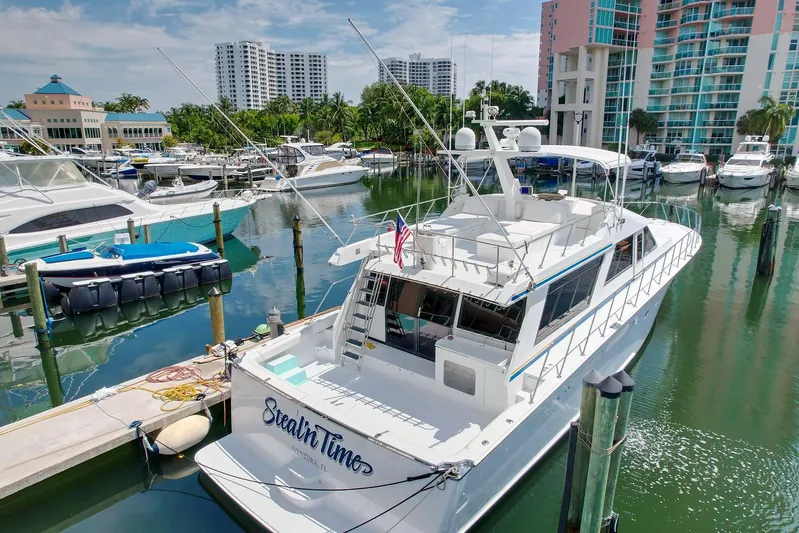 Stealin Time Yacht Photos Pics 