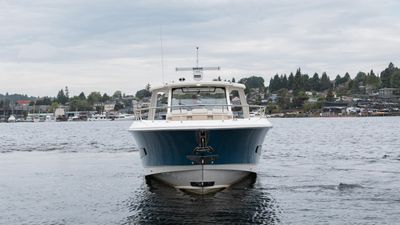 Yacht