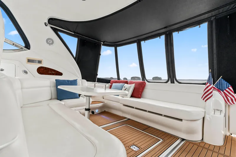 My Addiction Yacht Photos Pics Luxurious 2001 Sea Ray Sundancer 510 yacht interior with plush seating and elegant decor.