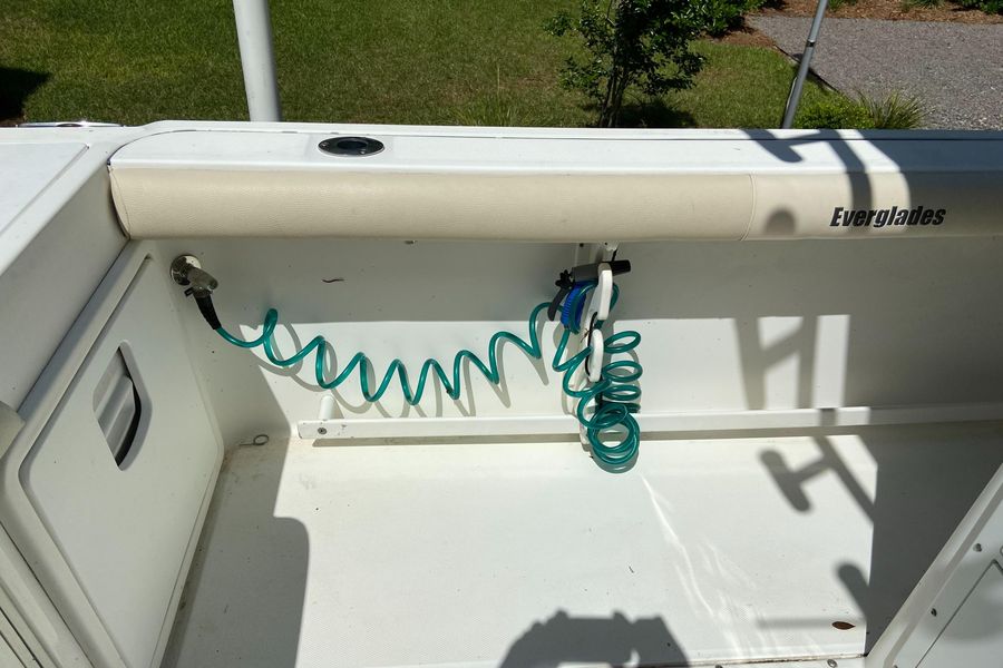 2008 Everglades 290 Pilot