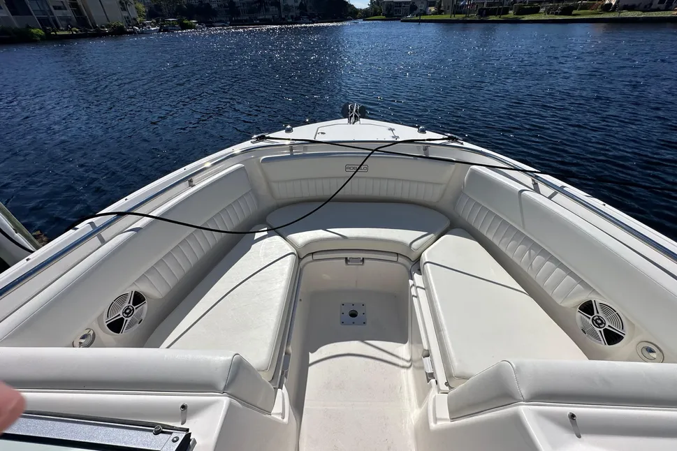 2015 Robalo R247 Dual Console Dual Console for sale - YachtWorld