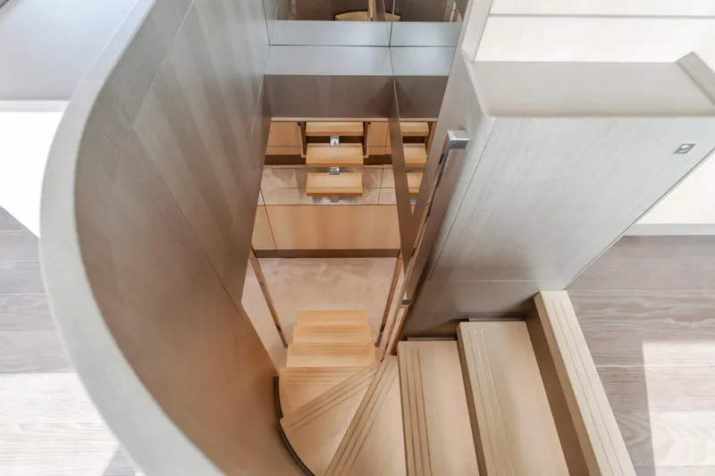 Sol Shine Yacht Photos Pics 