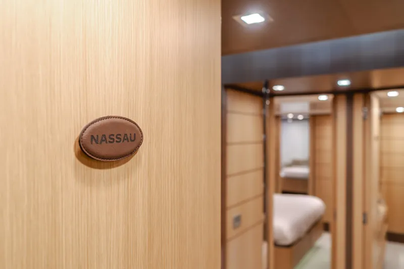 Sol Shine Yacht Photos Pics 