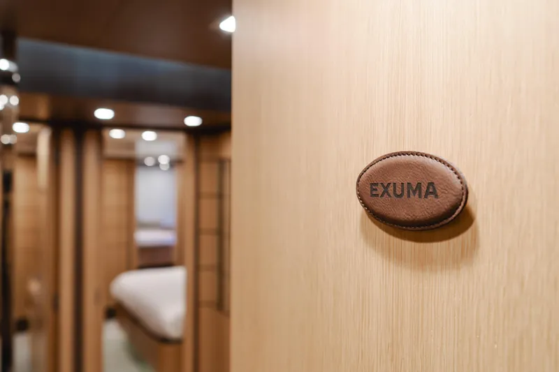 Sol Shine Yacht Photos Pics 